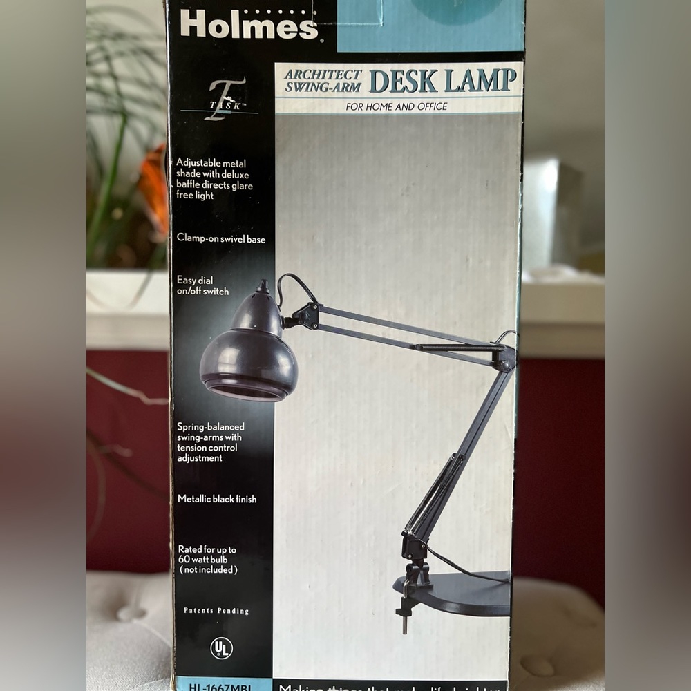 New Holmes Desk Light